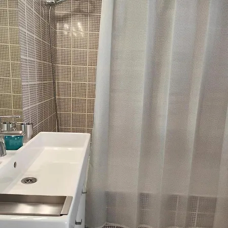 Sea View By Qozzy Appartamento