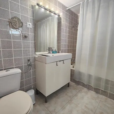 Sea View By Qozzy Apartment *