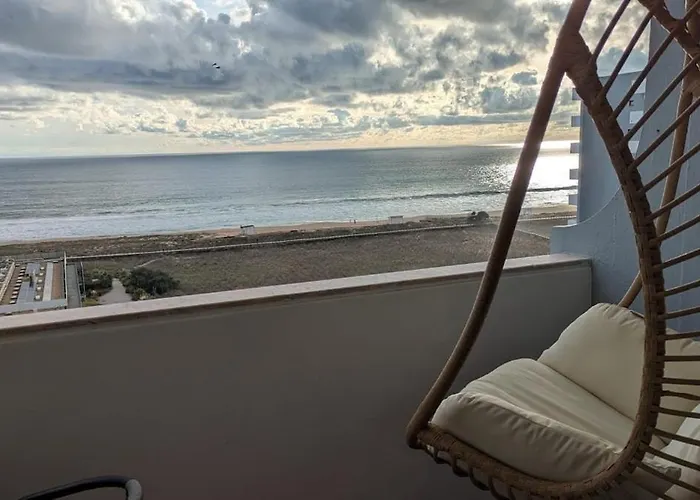 Apartment Sea View By Qozzy