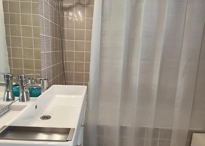 Sea View By Qozzy Apartment